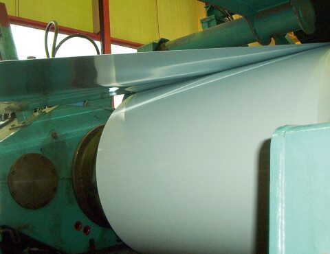 Metal şerit ve silindir arasındaki boşluk